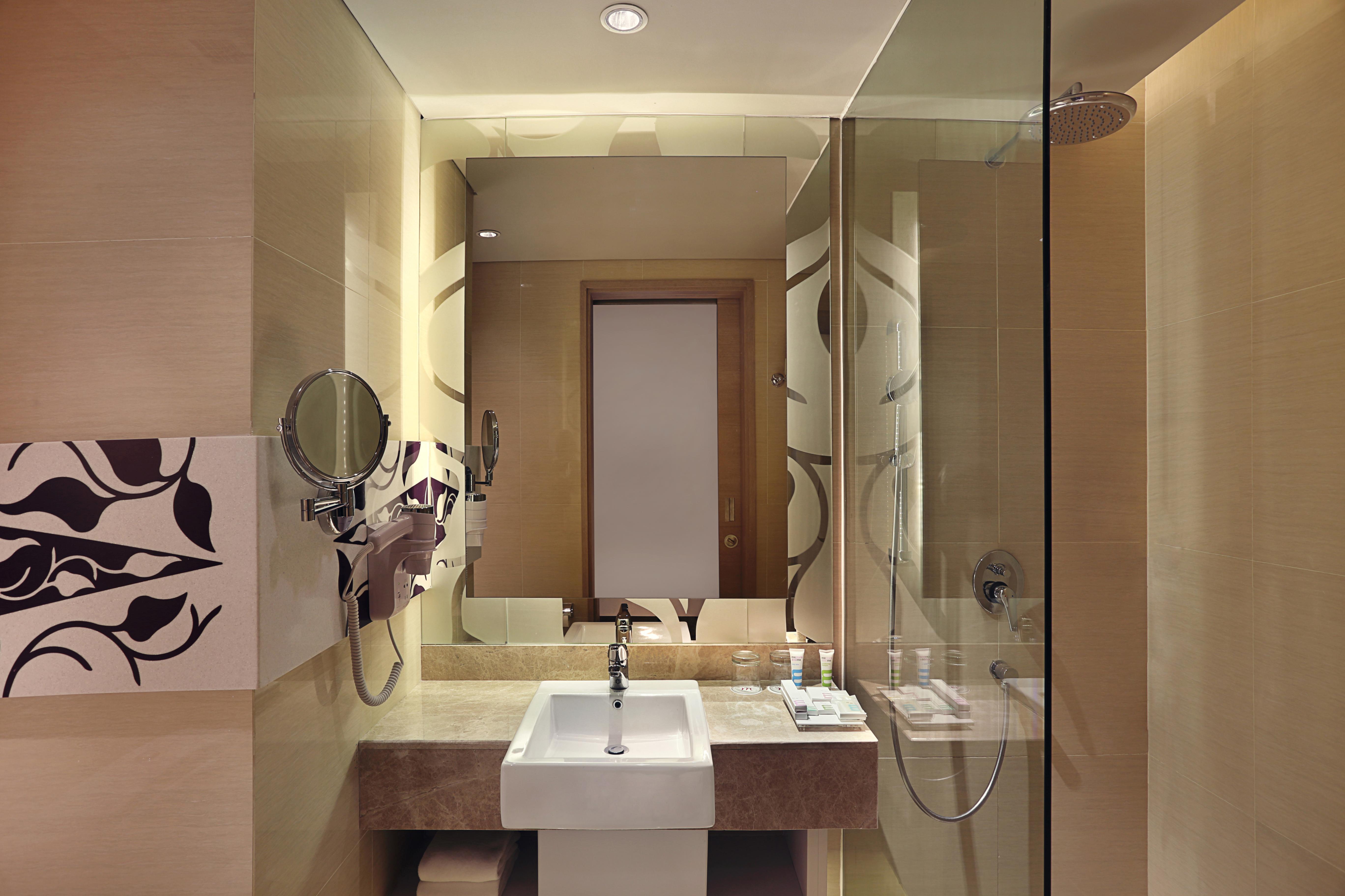 Mercure Jakarta Sabang Exteriör bild